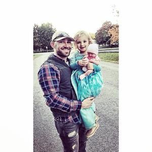 Meet your Posher, Derek